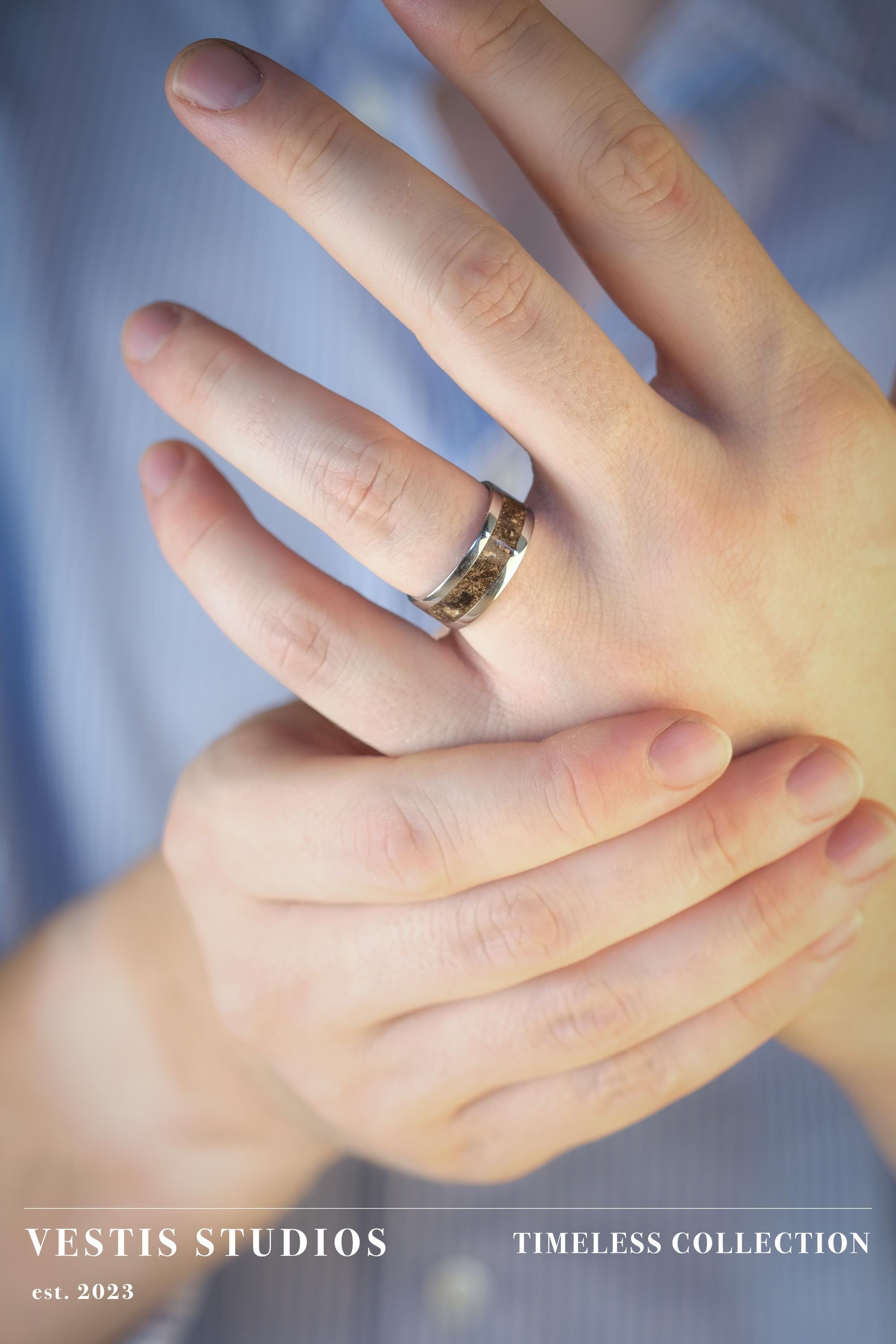 Hadrosaur Fossil Ring – Steel
